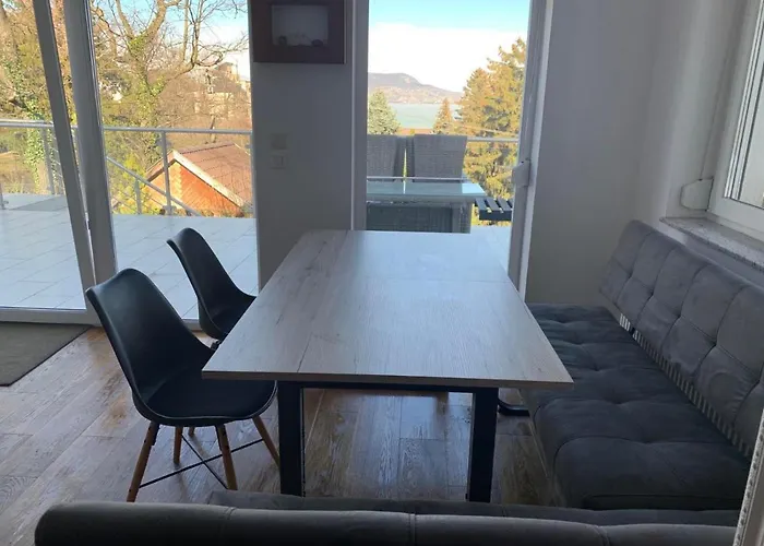 Hilltop Apartamento *
